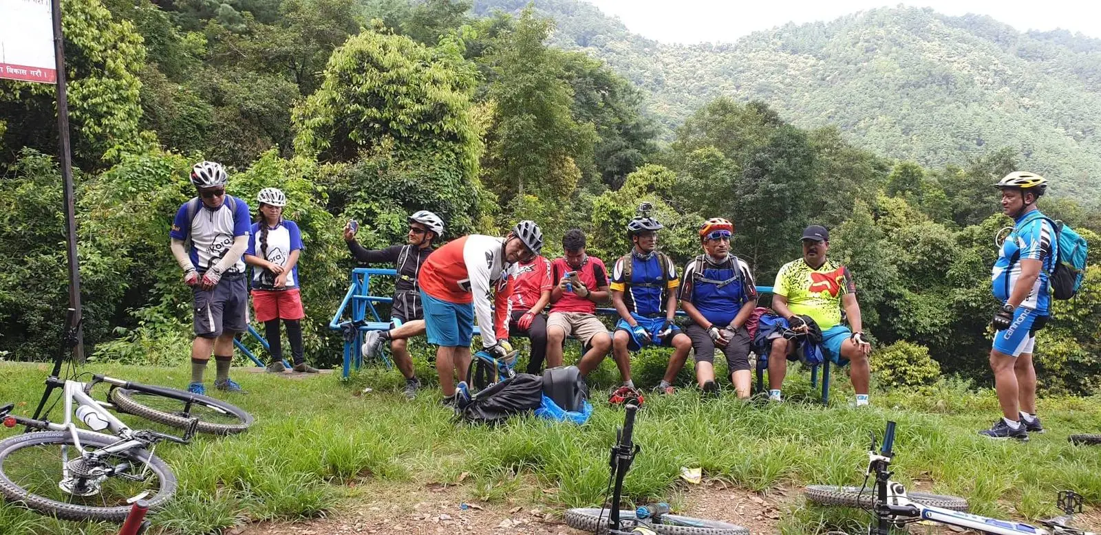 Mountain Bike: Bhaktapur, Nagarkot and Sankhu, photo 3